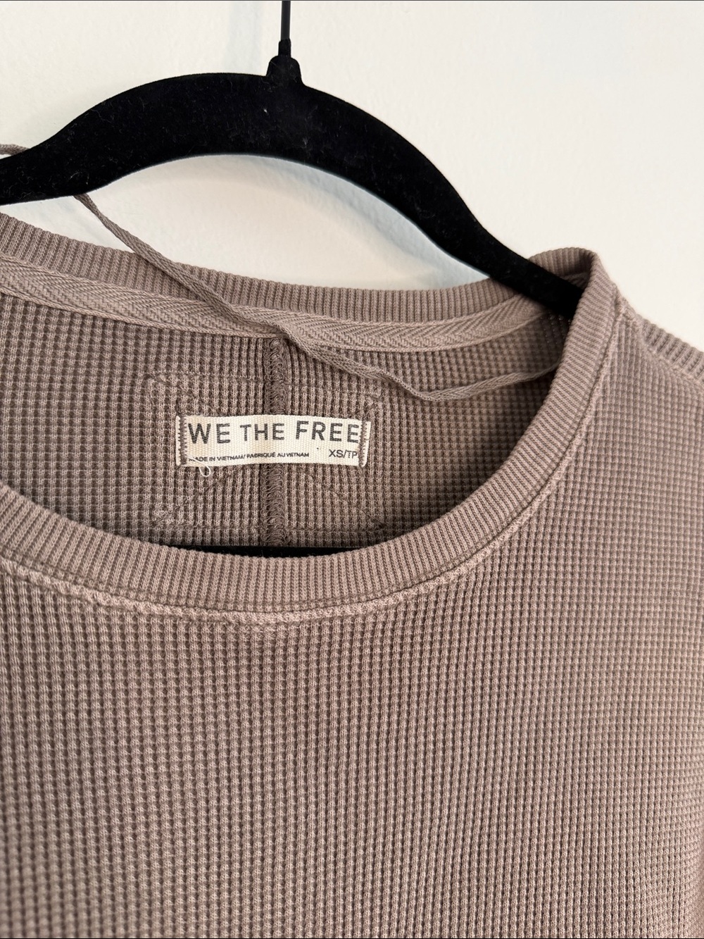 Free People Lapis Cuff Crew Neck Long Sleeve T-Shirt Waffle Knit Taupe Dune XS - Picture 7 of 9